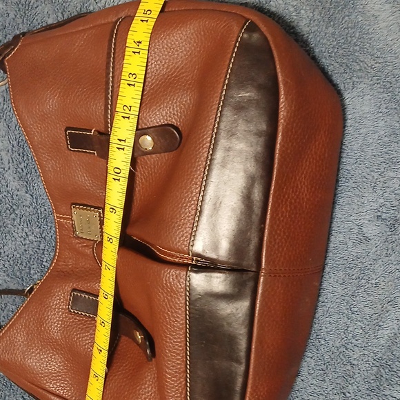 Dooney and Bourke Leather Purse - Picture 5 of 9
